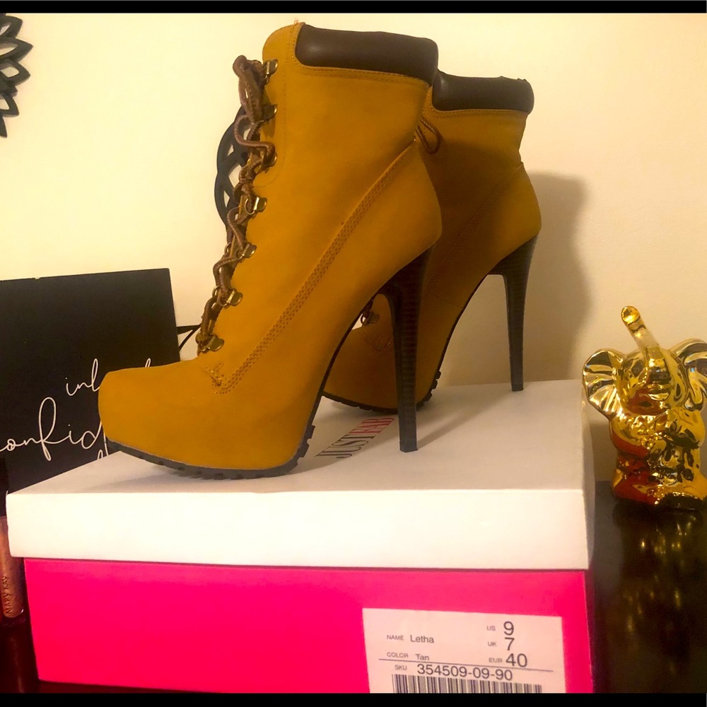 JustFab Letha Boots 👢